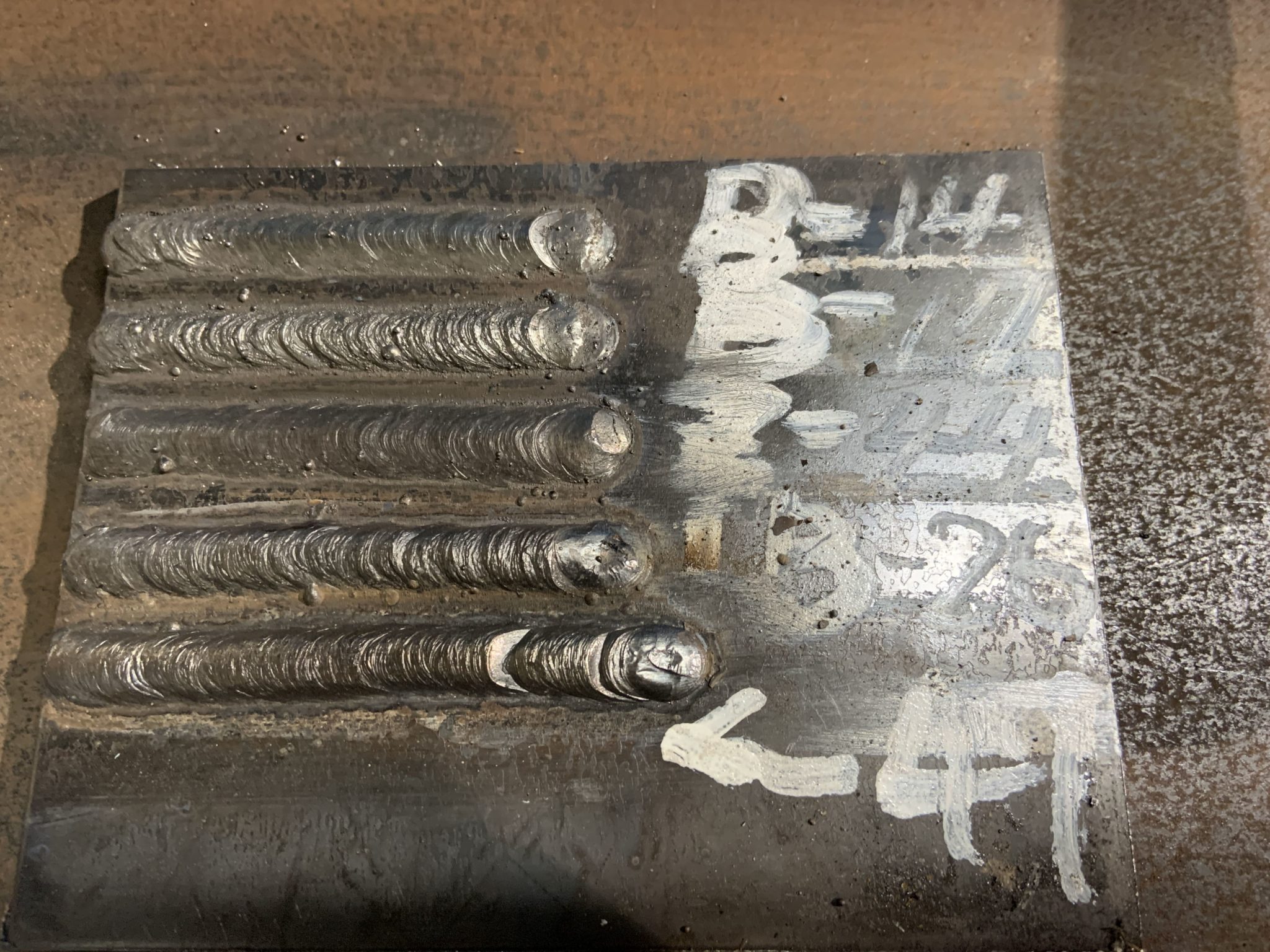 【被覆アーク溶接棒の使い分け】溶接工がB棒，Z44，LB棒【印象・コツ】を検証｜40代からの挑戦！副業で月3万を稼ぐ！